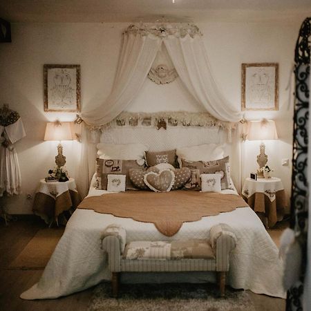 Chez Geraldine Bed & Breakfast Montels  Bagian luar foto